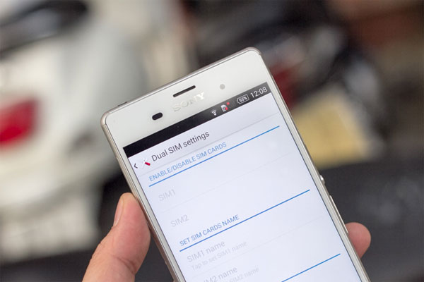 Mở hộp Xperia Z3 bản 2 SIM giá 15,6 triệu đồng Mở hộp Xperia Z3 bản 2 SIM giá 15,6 triệu đồng