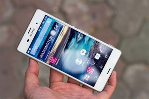 Mở hộp Xperia Z3 bản 2 SIM giá 15,6 triệu đồng