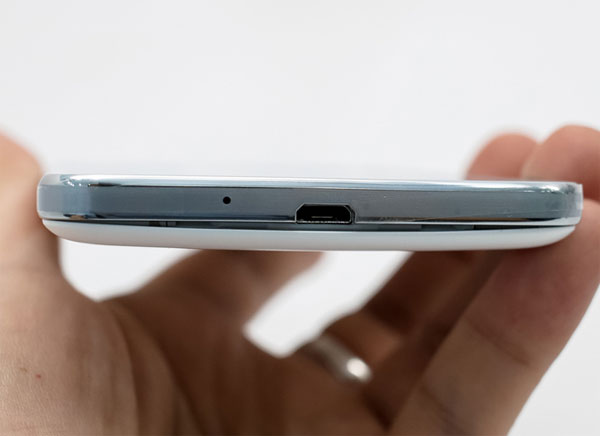 Mở hộp Samsung Grand Prime tại Việt Nam