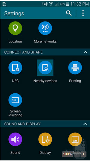 Vào menu Settings, mở "Nearby Devices" trong thẻ "Connect and share" "Biến" Samsung Galaxy thành máy chủ chia sẻ tập tin media