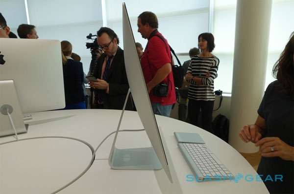 Ảnh iMac màn hình độ phân giải cao nhất thế giới