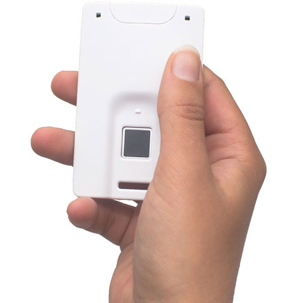 Thẻ tín dụng MasterCard có cảm biến vân tay