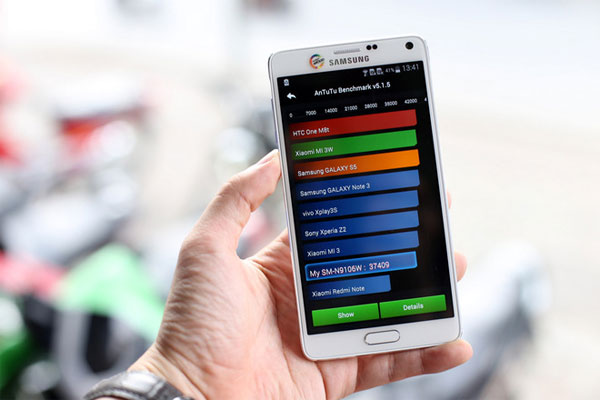 Mở hộp Galaxy Note 4 bản 2 SIM giá 20 triệu đồng