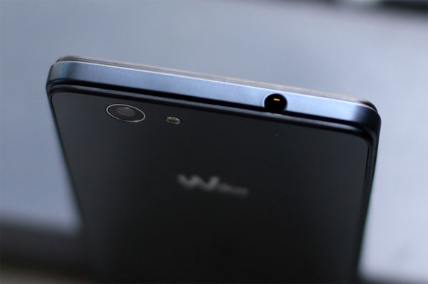 Smartphone Android 8 nhân giá rẻ Smartphone Android 8 nhân giá rẻ