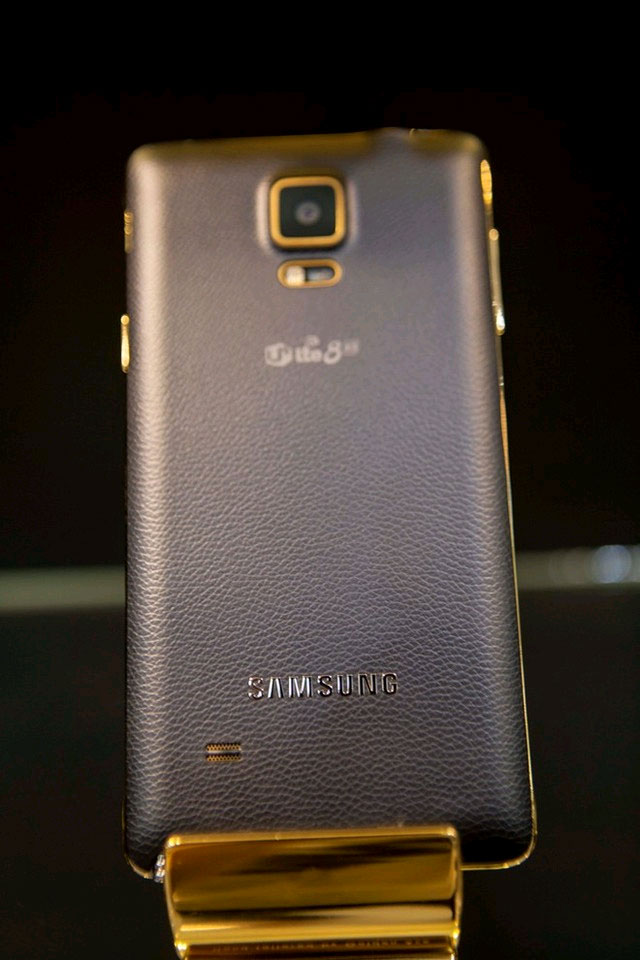 Galaxy Note 4 mạ vàng 24K tại Việt Nam