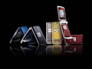 Motorola rớt xuống thứ tư trên thị trường di động