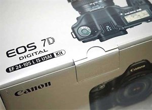 Canon ra firmware mới cho 7D