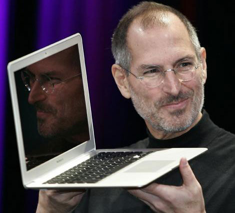 Steve Jobs giới thiệu Macbook Air