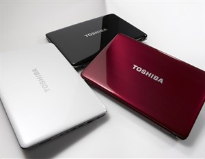 Toshiba trình làng laptop siêu mỏng với pin 11 tiếng tại VN