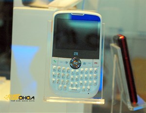 'Dế' giống BlackBerry tại Vietnam Comm