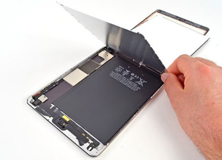 Apple dùng ốc vít đặc biệt cho iPad Mini 