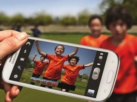 Samsung đã bán 30 triệu điện thoại Galaxy S III