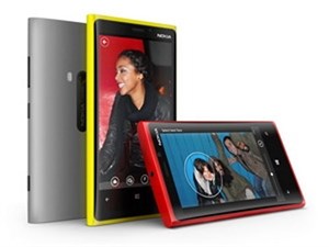 Sprint ém mình chờ “hiệu ứng” Windows Phone 8