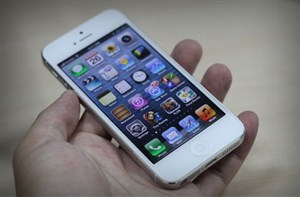 Giá iPhone 5 ở Việt Nam giảm mạnh chỉ trong một tuần