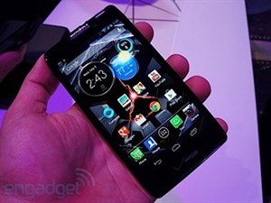 Smartphone của Motorola thoại được 22 giờ liên tục