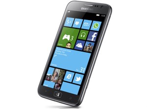 Samsung hoãn bán điện thoại Windows Phone 8