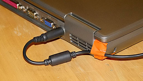 Cắm sạc laptop khi pin đã đầy có gây hại không? Cắm sạc laptop khi pin đã đầy có gây hại không?