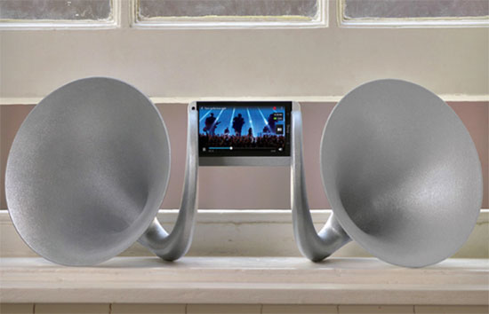 HTC chơi trội, sản xuất loa ngoài giá 8000 USD cho HTC One