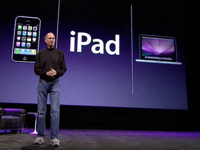 Steve Jobs đã làm như thế nào để giúp iPad thành công?