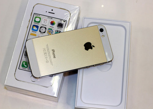 Mở hộp phiên bản màu vàng Mở hộp bộ đôi iPhone 5S và 5C chính hãng