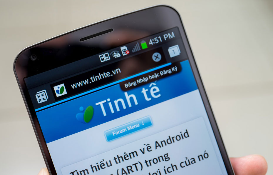 Điện thoại LG màn hình cong giá 20 triệu đồng