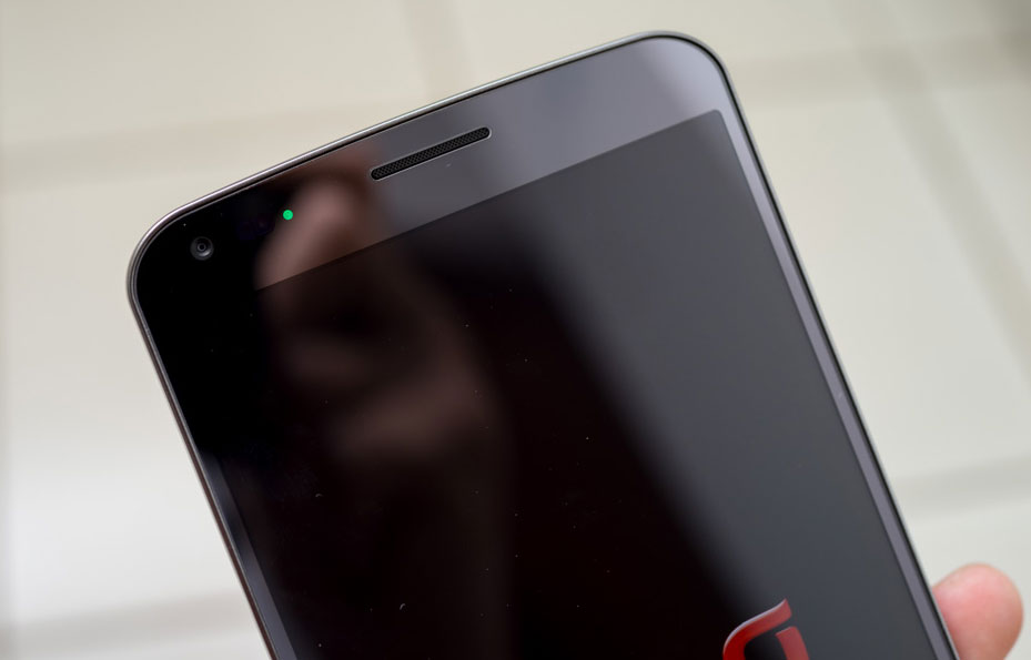 Điện thoại LG màn hình cong giá 20 triệu đồng