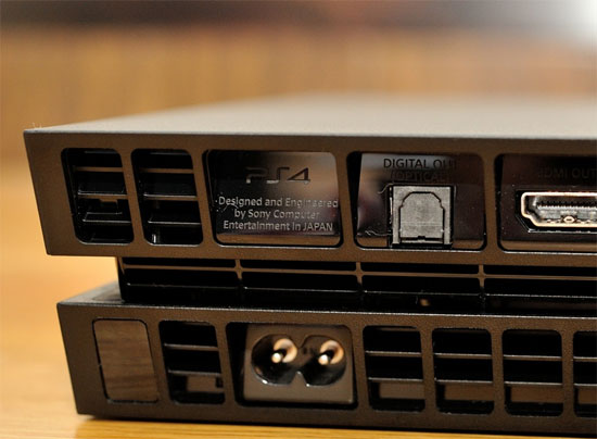 Trên tay Sony PS 4 ở Việt Nam