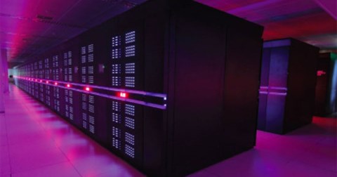 Video chiêm ngưỡng siêu máy tính nhanh nhất thế giới