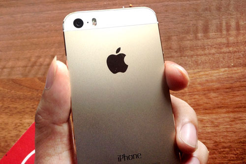 iPhone 5S giảm giá mạnh iPhone 5S xách tay màu vàng sụt giá mạnh
