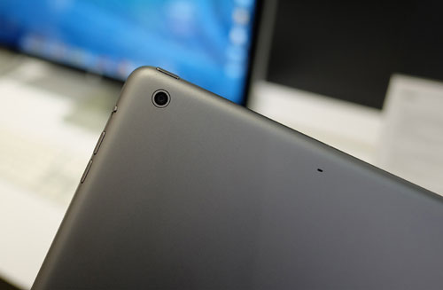 Camera phía sau Mở hộp iPad Air chính hãng tại Việt Nam