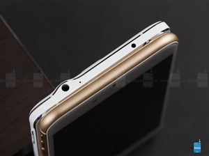 10 ưu điểm trên Galaxy Note 4 khiến iPhone 6 Plus ganh tị