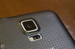 Samsung bán được ít Galaxy S5 hơn dự kiến