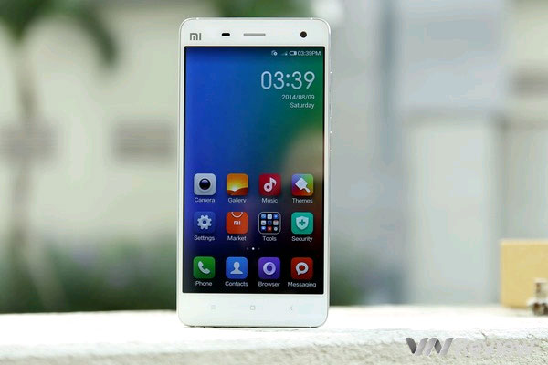 Xiaomi Mi4 Tương lai của Samsung Galaxy A5 ngày càng mờ mịt