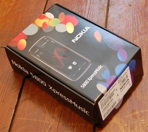 'Đập hộp' Nokia 5800 XpressMusic