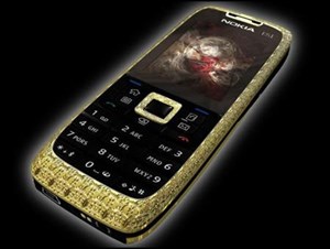 Nokia E51 bằng vàng ròng và kim cương