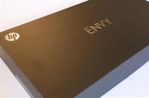 “Đập hộp” laptop cao cấp HP Envy 15