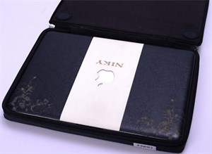 Túi đựng MacBook 13" Codex từ Moshi