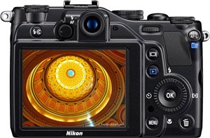 Nikon nâng cấp firmware cho Coolpix P7000