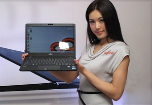Fujitsu ra laptop siêu di động tại VN
