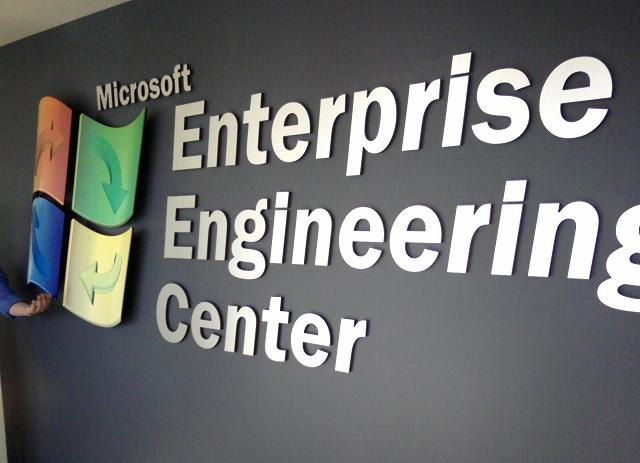 Microsoft sẽ đầu tư mạnh mẽ vào các dịch vụ dành cho doanh nghiệp vào năm tới?