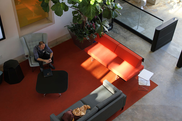 Bên trong trụ sở mới nhất của Facebook