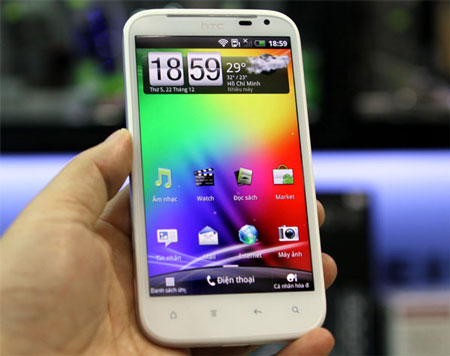 HTC Sensation XL chính hãng giá 15,9 triệu đồng