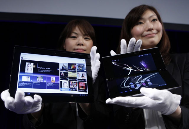 Hai mẫu tablet của Sony có thiết kế lạ mắt.