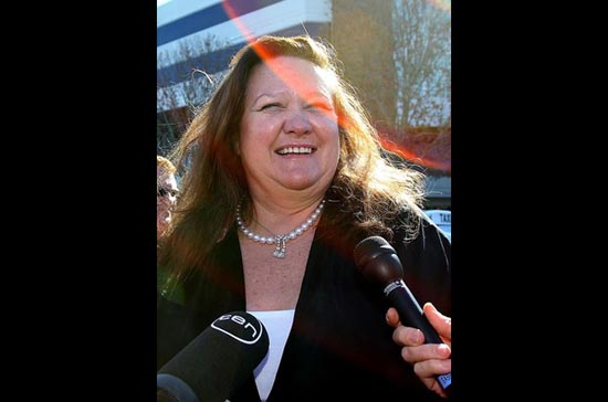 Những scandal chấn động năm 2011 của giới tỷ phú