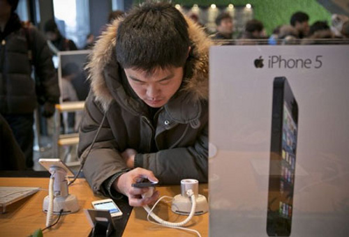 Tin đồn iPhone 5S xuất hiện trong tháng 6, hỗ trợ NFC Tin đồn iPhone 5S xuất hiện trong tháng 6, hỗ trợ NFC