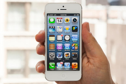 iPhone 5 được Time bình chọn là thiết bị của năm 2012 iPhone 5 được Time bình chọn là thiết bị của năm 2012