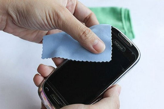 Dùng muối nở Cách hồi sinh cho những chiếc smartphone bị xước màn hình