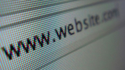 2/3 truy cập trên Internet... không phải của con người
