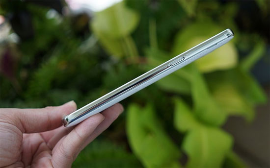 Lớp viền của Galaxy Grand 2 Hình ảnh thực tế Galaxy Grand 2 đầu tiên tại Việt Nam