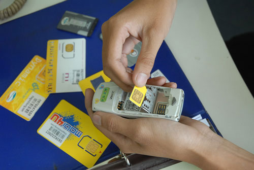 "Ép" thuê bao dùng dịch vụ nội dung, nhà mạng thu tiền tỷ